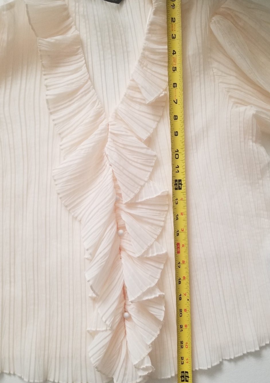 New Zara Plisse Cream Blouse - Picture 8 of 10